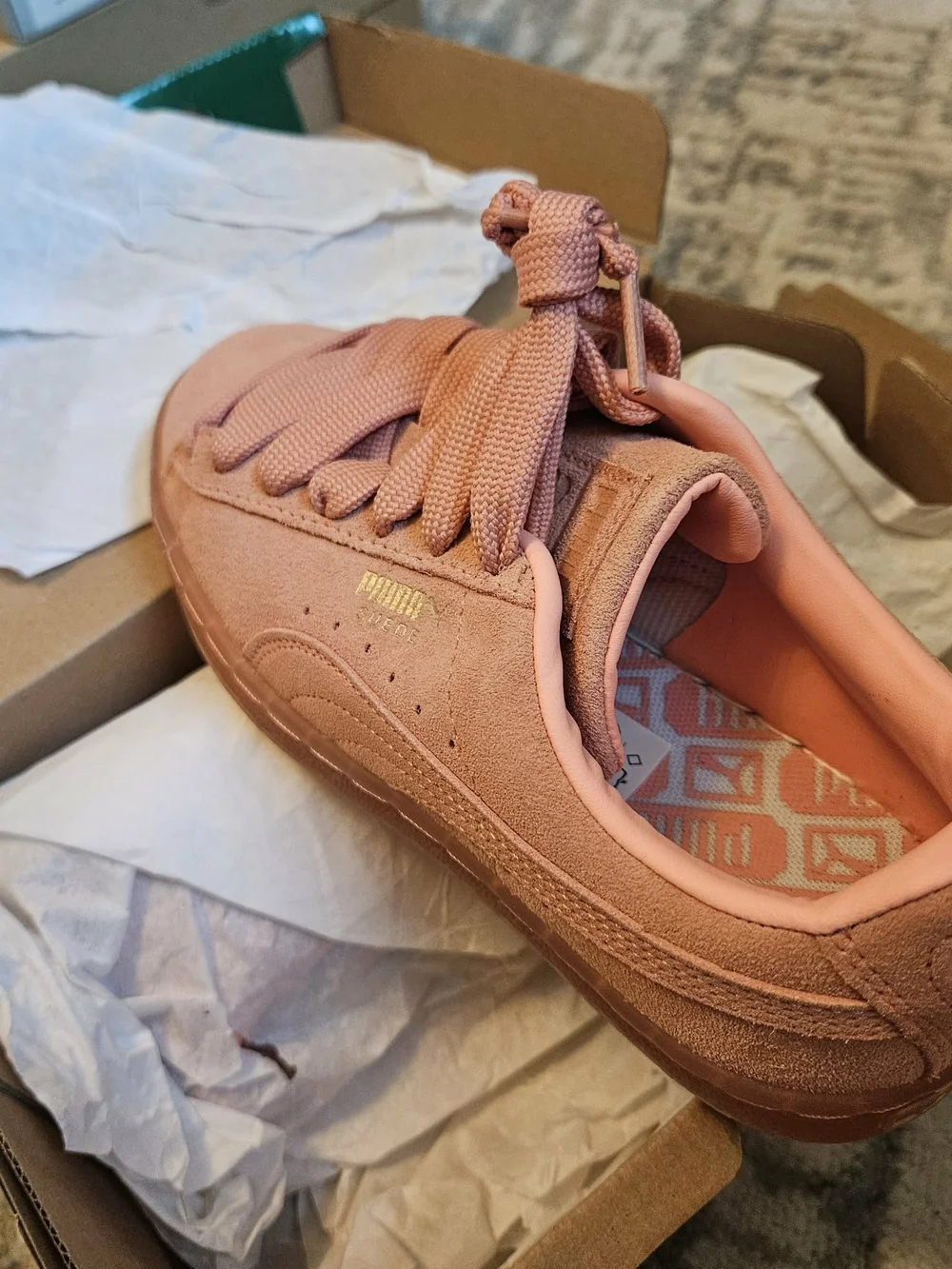 Puma Suede Classic Mono Pink Sneakers